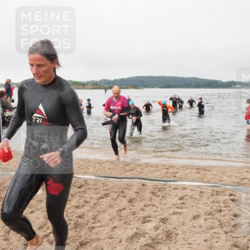 23.06.2024 - Viking Triathlon MichiJ http://msf.ph/oto/6345092 23.06.2024 10:37:20 Schwimmen 43, 61, 110, 168, 256, 298, 416 meine-sportfotos.de