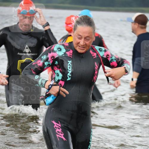 23.06.2024 - Viking Triathlon H.Heesch http://msf.ph/oto/6345093 23.06.2024 10:44:09 Schwimmen 60, 148, 270, 618, 651 meine-sportfotos.de