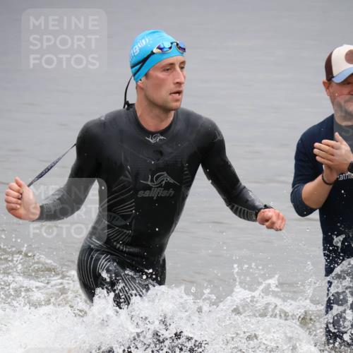 23.06.2024 - Viking Triathlon H.Heesch http://msf.ph/oto/6345104 23.06.2024 10:24:57 Schwimmen 2 meine-sportfotos.de