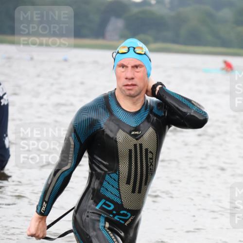23.06.2024 - Viking Triathlon H.Heesch http://msf.ph/oto/6345113 23.06.2024 10:44:25 Schwimmen 77, 334, 509, 519 meine-sportfotos.de