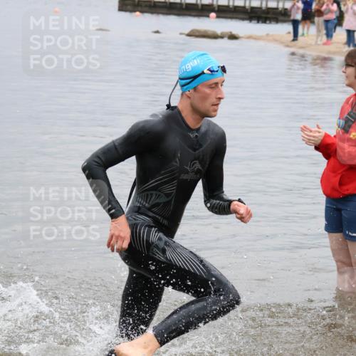23.06.2024 - Viking Triathlon H.Heesch http://msf.ph/oto/6345118 23.06.2024 10:24:58 Schwimmen 2 meine-sportfotos.de