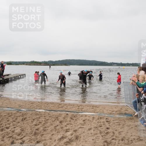 23.06.2024 - Viking Triathlon MichiJ http://msf.ph/oto/6345152 23.06.2024 10:37:30 Schwimmen 304, 349, 360, 369, 462, 492 meine-sportfotos.de