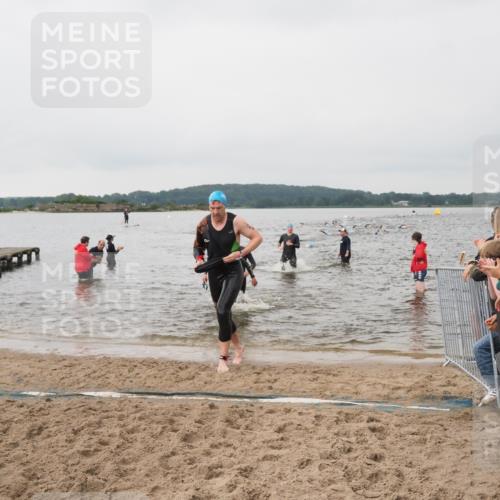 23.06.2024 - Viking Triathlon MichiJ http://msf.ph/oto/6345190 23.06.2024 10:37:35 Schwimmen 304, 349, 360, 369, 421, 462, 492 meine-sportfotos.de