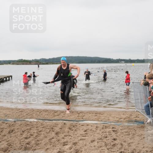 23.06.2024 - Viking Triathlon MichiJ http://msf.ph/oto/6345193 23.06.2024 10:37:35 Schwimmen 304, 349, 360, 369, 421, 462, 492 meine-sportfotos.de