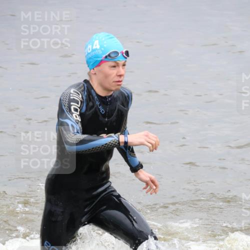 23.06.2024 - Viking Triathlon H.Heesch http://msf.ph/oto/6345241 23.06.2024 10:26:39 Schwimmen 3, 10, 30, 350 meine-sportfotos.de