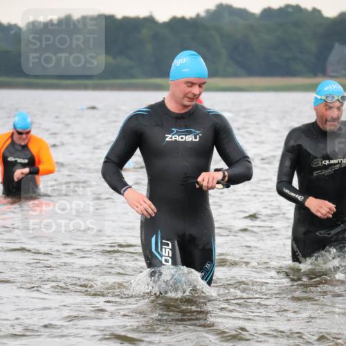 23.06.2024 - Viking Triathlon H.Heesch http://msf.ph/oto/6345249 23.06.2024 10:45:41 Schwimmen 63, 156, 220, 274, 395, 430, 433, 506, 641 meine-sportfotos.de