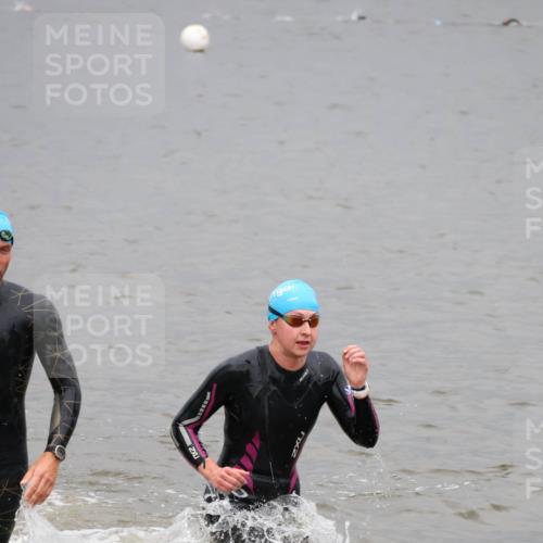 23.06.2024 - Viking Triathlon H.Heesch http://msf.ph/oto/6345251 23.06.2024 10:27:24 Schwimmen 487 meine-sportfotos.de