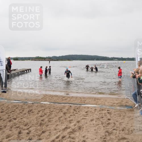23.06.2024 - Viking Triathlon MichiJ http://msf.ph/oto/6345260 23.06.2024 10:37:44 Schwimmen 421, 462 meine-sportfotos.de