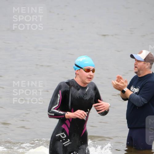 23.06.2024 - Viking Triathlon H.Heesch http://msf.ph/oto/6345261 23.06.2024 10:27:27 Schwimmen 22, 487 meine-sportfotos.de