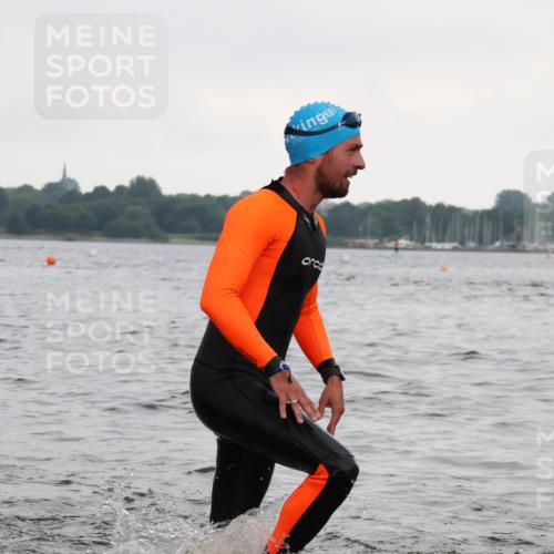 23.06.2024 - Viking Triathlon H.Heesch http://msf.ph/oto/6345262 23.06.2024 10:45:49 Schwimmen 156, 247, 395, 433, 644 meine-sportfotos.de
