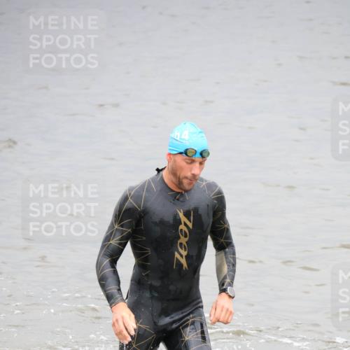 23.06.2024 - Viking Triathlon H.Heesch http://msf.ph/oto/6345265 23.06.2024 10:27:28 Schwimmen 22, 487, 546 meine-sportfotos.de