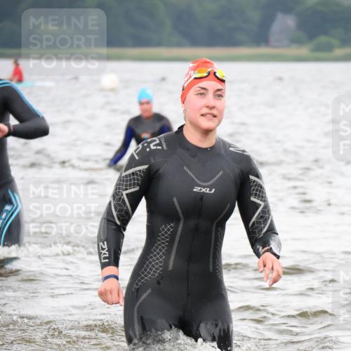 23.06.2024 - Viking Triathlon H.Heesch http://msf.ph/oto/6345272 23.06.2024 10:45:57 Schwimmen 18, 162, 247, 294, 359, 475, 602, 644 meine-sportfotos.de
