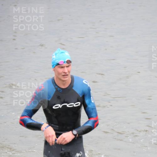23.06.2024 - Viking Triathlon H.Heesch http://msf.ph/oto/6345273 23.06.2024 10:27:32 Schwimmen 22, 487, 546 meine-sportfotos.de