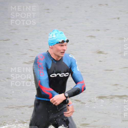 23.06.2024 - Viking Triathlon H.Heesch http://msf.ph/oto/6345278 23.06.2024 10:27:32 Schwimmen 22, 487, 546 meine-sportfotos.de