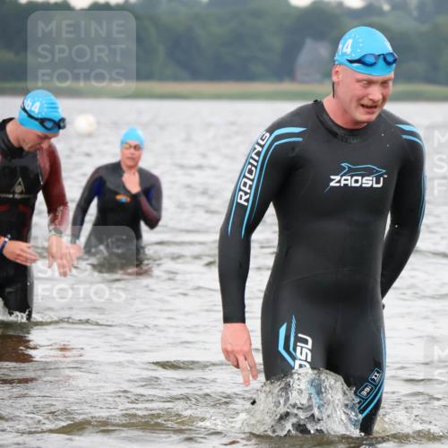 23.06.2024 - Viking Triathlon H.Heesch http://msf.ph/oto/6345290 23.06.2024 10:46:01 Schwimmen 18, 44, 162, 294, 341, 359, 475, 602 meine-sportfotos.de