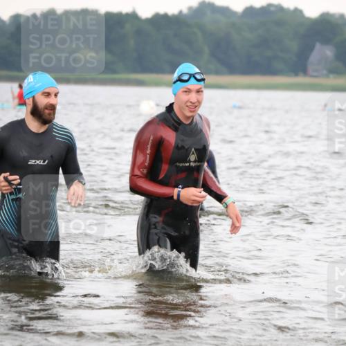 23.06.2024 - Viking Triathlon H.Heesch http://msf.ph/oto/6345293 23.06.2024 10:46:03 Schwimmen 18, 44, 162, 294, 341, 359, 475, 514, 602 meine-sportfotos.de