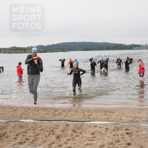 23.06.2024 - Viking Triathlon MichiJ http://msf.ph/oto/6345313 23.06.2024 10:38:01 Schwimmen 69, 116, 151, 238, 273, 340 meine-sportfotos.de