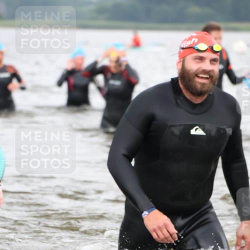 23.06.2024 - Viking Triathlon H.Heesch http://msf.ph/oto/6345315 23.06.2024 10:46:08 Schwimmen 44, 162, 249, 341, 359, 428, 475, 514, 645, 646 meine-sportfotos.de
