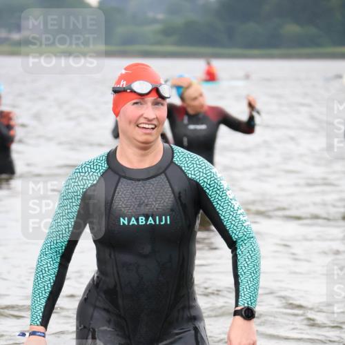 23.06.2024 - Viking Triathlon H.Heesch http://msf.ph/oto/6345323 23.06.2024 10:46:10 Schwimmen 44, 249, 341, 359, 428, 514, 645, 646 meine-sportfotos.de