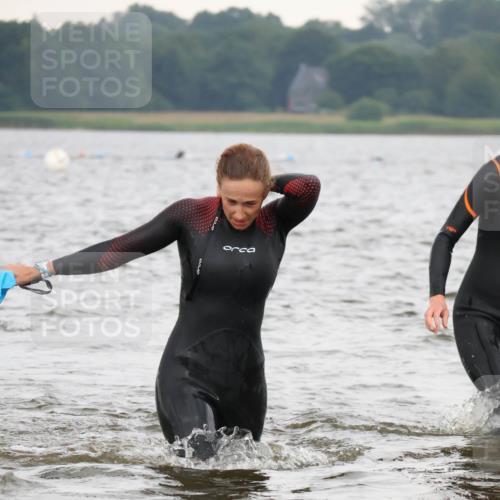 23.06.2024 - Viking Triathlon H.Heesch http://msf.ph/oto/6345330 23.06.2024 10:46:16 Schwimmen 46, 208, 249, 428, 514, 606, 645, 646 meine-sportfotos.de