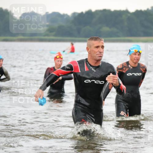 23.06.2024 - Viking Triathlon H.Heesch http://msf.ph/oto/6345338 23.06.2024 10:46:21 Schwimmen 46, 181, 208, 428, 606, 636 meine-sportfotos.de