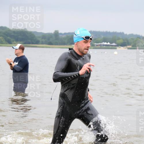 23.06.2024 - Viking Triathlon H.Heesch http://msf.ph/oto/6345344 23.06.2024 10:27:58 Schwimmen 108, 494, 624, 661 meine-sportfotos.de