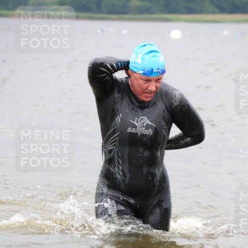 23.06.2024 - Viking Triathlon H.Heesch http://msf.ph/oto/6345359 23.06.2024 10:28:04 Schwimmen 494, 661 meine-sportfotos.de