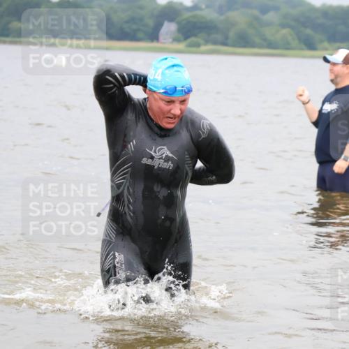 23.06.2024 - Viking Triathlon H.Heesch http://msf.ph/oto/6345369 23.06.2024 10:28:05 Schwimmen 494 meine-sportfotos.de