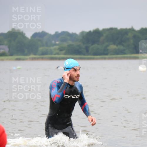 23.06.2024 - Viking Triathlon H.Heesch http://msf.ph/oto/6345376 23.06.2024 10:28:17 Schwimmen 263 meine-sportfotos.de