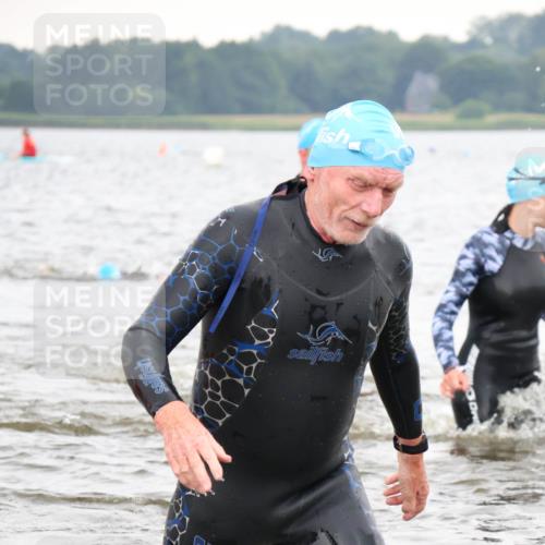 23.06.2024 - Viking Triathlon H.Heesch http://msf.ph/oto/6345377 23.06.2024 10:46:42 Schwimmen 74, 130, 141, 169, 264, 439, 442, 448, 459, 467 meine-sportfotos.de