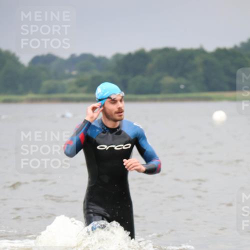 23.06.2024 - Viking Triathlon H.Heesch http://msf.ph/oto/6345379 23.06.2024 10:28:17 Schwimmen 263 meine-sportfotos.de