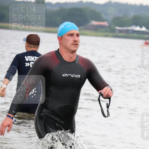 23.06.2024 - Viking Triathlon H.Heesch http://msf.ph/oto/6345380 23.06.2024 10:46:45 Schwimmen 74, 141, 169, 439, 448, 459, 467 meine-sportfotos.de