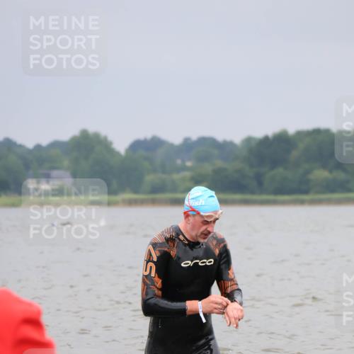 23.06.2024 - Viking Triathlon H.Heesch http://msf.ph/oto/6345387 23.06.2024 10:28:22 Schwimmen 263 meine-sportfotos.de