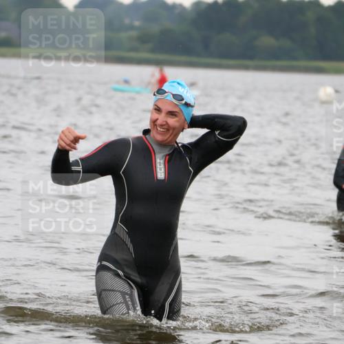 23.06.2024 - Viking Triathlon H.Heesch http://msf.ph/oto/6345391 23.06.2024 10:46:48 Schwimmen 74, 80, 141, 169, 448, 459 meine-sportfotos.de