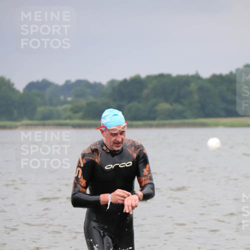 23.06.2024 - Viking Triathlon H.Heesch http://msf.ph/oto/6345392 23.06.2024 10:28:23 Schwimmen 263 meine-sportfotos.de