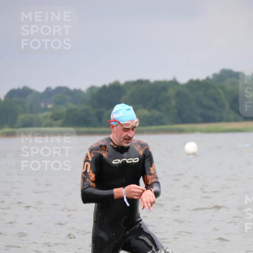 23.06.2024 - Viking Triathlon H.Heesch http://msf.ph/oto/6345395 23.06.2024 10:28:23 Schwimmen 263 meine-sportfotos.de
