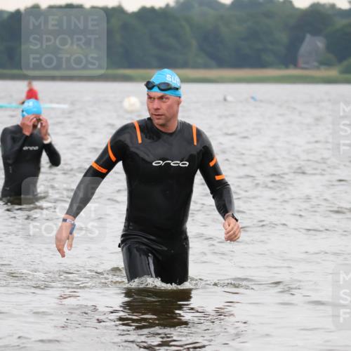 23.06.2024 - Viking Triathlon H.Heesch http://msf.ph/oto/6345413 23.06.2024 10:47:05 Schwimmen 281, 325, 505 meine-sportfotos.de