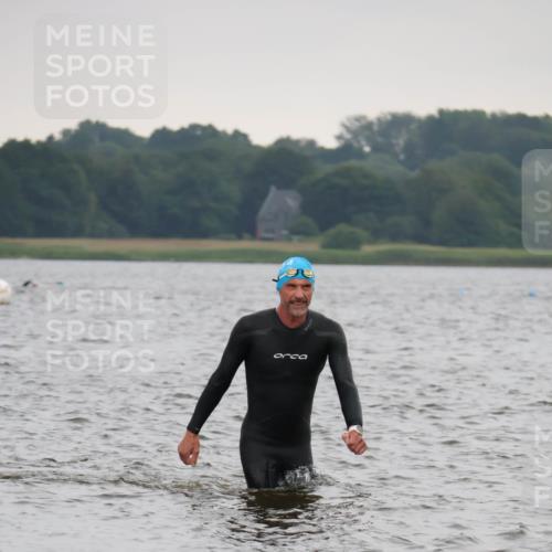 23.06.2024 - Viking Triathlon H.Heesch http://msf.ph/oto/6345426 23.06.2024 10:47:11 Schwimmen 217, 505 meine-sportfotos.de