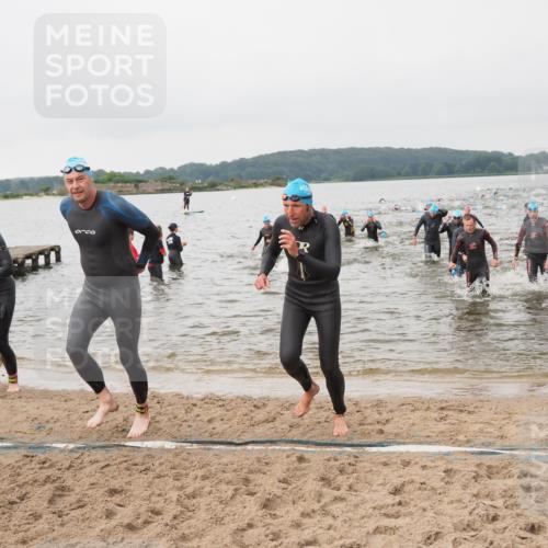 23.06.2024 - Viking Triathlon MichiJ http://msf.ph/oto/6345433 23.06.2024 10:38:18 Schwimmen 86, 175, 182, 185, 266, 289, 310, 322, 368, 412, 474, 488, 502, 642 meine-sportfotos.de