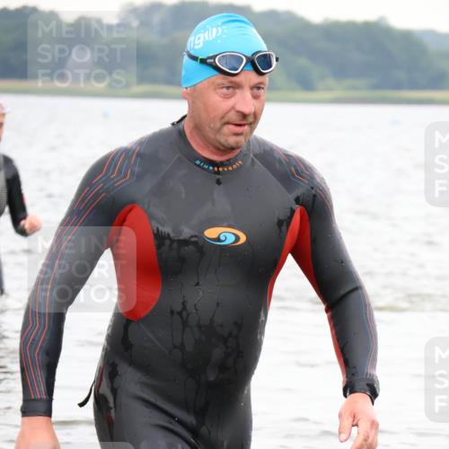 23.06.2024 - Viking Triathlon H.Heesch http://msf.ph/oto/6345435 23.06.2024 10:47:17 Schwimmen 217, 473, 505, 615 meine-sportfotos.de