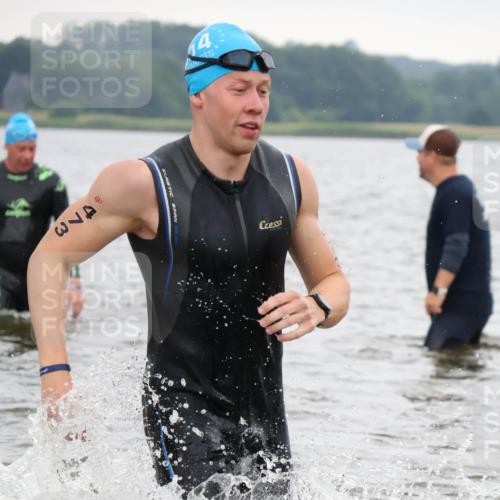 23.06.2024 - Viking Triathlon H.Heesch http://msf.ph/oto/6345452 23.06.2024 10:47:23 Schwimmen 217, 436, 473, 547, 615 meine-sportfotos.de