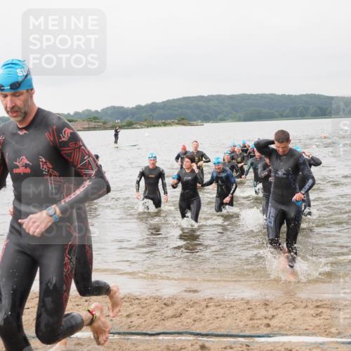 23.06.2024 - Viking Triathlon MichiJ http://msf.ph/oto/6345470 23.06.2024 10:38:24 Schwimmen 98, 175, 182, 185, 237, 255, 266, 310, 322, 368, 412, 474, 614, 642 meine-sportfotos.de