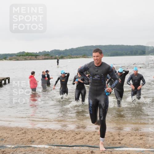 23.06.2024 - Viking Triathlon MichiJ http://msf.ph/oto/6345483 23.06.2024 10:38:25 Schwimmen 98, 175, 182, 185, 237, 255, 266, 310, 322, 368, 412, 474, 614, 642 meine-sportfotos.de