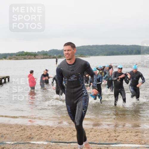 23.06.2024 - Viking Triathlon MichiJ http://msf.ph/oto/6345490 23.06.2024 10:38:26 Schwimmen 98, 134, 175, 182, 185, 237, 255, 266, 310, 368, 412, 474, 614, 642 meine-sportfotos.de