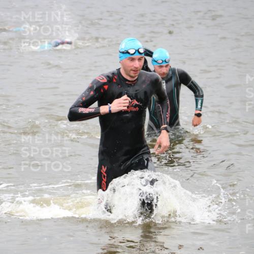 23.06.2024 - Viking Triathlon H.Heesch http://msf.ph/oto/6345491 23.06.2024 10:29:32 Schwimmen 142 meine-sportfotos.de