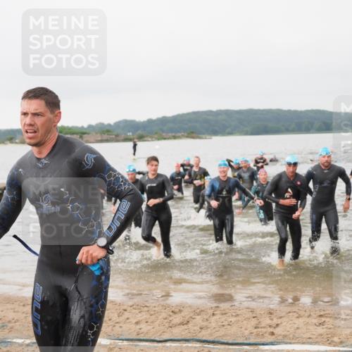 23.06.2024 - Viking Triathlon MichiJ http://msf.ph/oto/6345493 23.06.2024 10:38:26 Schwimmen 98, 134, 175, 182, 185, 237, 255, 266, 310, 368, 412, 474, 614, 642 meine-sportfotos.de