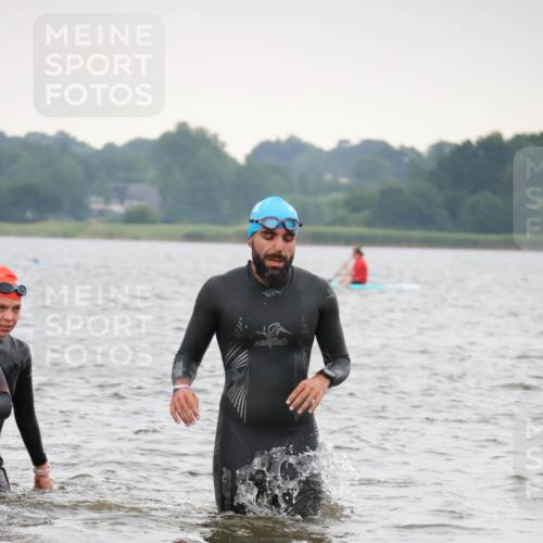23.06.2024 - Viking Triathlon H.Heesch http://msf.ph/oto/6345505 23.06.2024 10:47:44 Schwimmen 19, 57, 258, 309, 357, 370, 423 meine-sportfotos.de