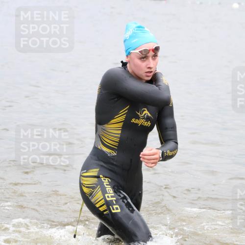 23.06.2024 - Viking Triathlon H.Heesch http://msf.ph/oto/6345534 23.06.2024 10:29:47 Schwimmen 233, 246, 354, 483 meine-sportfotos.de