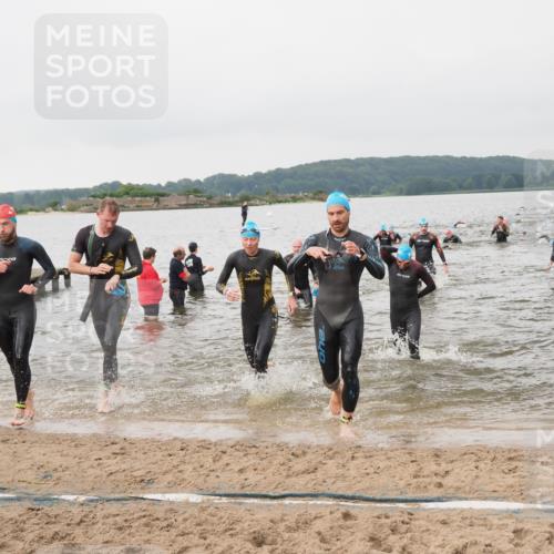 23.06.2024 - Viking Triathlon MichiJ http://msf.ph/oto/6345535 23.06.2024 10:38:35 Schwimmen 98, 134, 237, 255, 303, 382, 402, 614 meine-sportfotos.de