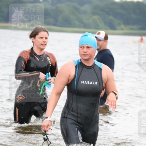 23.06.2024 - Viking Triathlon H.Heesch http://msf.ph/oto/6345541 23.06.2024 10:48:02 Schwimmen 41, 55, 188, 339, 478, 611 meine-sportfotos.de